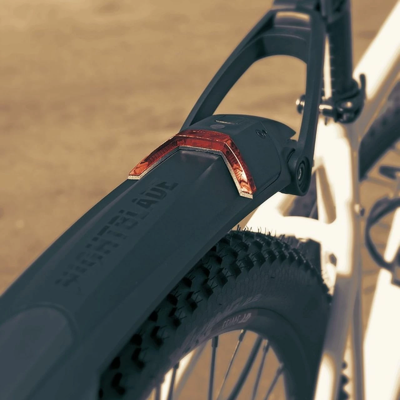 SKS Germany SKS Nightblade 29 Zoll HR Steckschutzblech 4 SKS Germany SKS Nightblade 29 Zoll HR Steckschutzblech – Bild 2